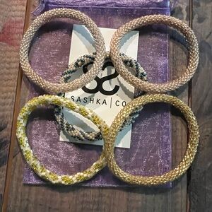 Sashka Co Beaded Bracelets Set of 5 B57